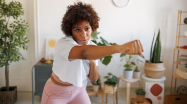 Billy Blanks’s Tae Bo Videos Were My Go-To Workout as a Teenager. They’re Still a Fun, High-Energy Release Today