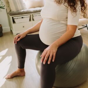 The Feminine Urge to… Record Childbirth as a Workout on Strava?!