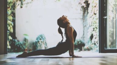 9 poses de yoga asanas pour vous aider à perdre du poids rapidement