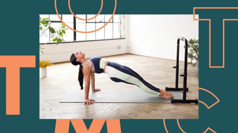 This 20-Minute Classic Barre Workout Works Your Arms, Abs, Glutes, and More