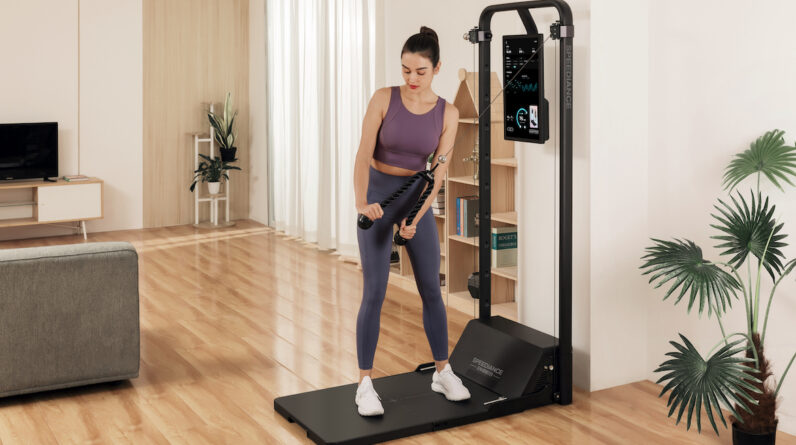 I’m a Personal Trainer, and This Smart Home Gym Helped Me Improve My Strength Training Form