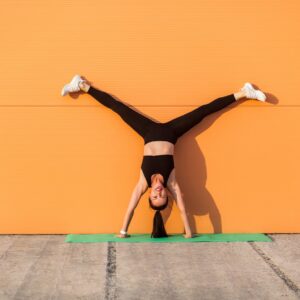 The ‘Handstand Challenge’ Is Actually a Great Workout—Here’s How to Modify It