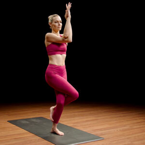 How to Do Eagle Pose in Yoga (Garudasana)