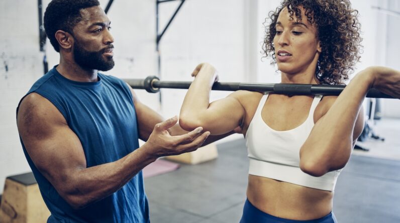 The 8 Most Common Beginner Questions Trainers Get Asked About Fitness, Answered