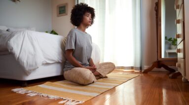 3 Tips for *Actually* Enjoying Meditation, According to an Instructor Who Used To Hate It