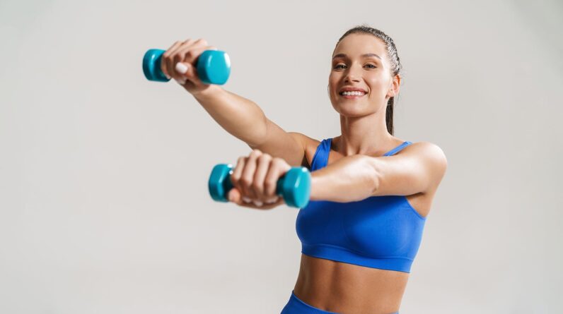Shed the extra kilos with these 10 strength training exercises for weight loss