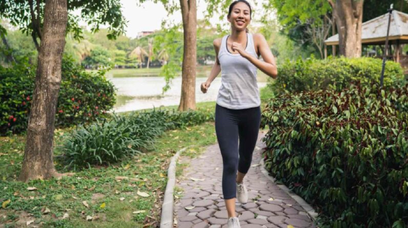 Power Walking: How to nail this powerful walking technique for weight loss