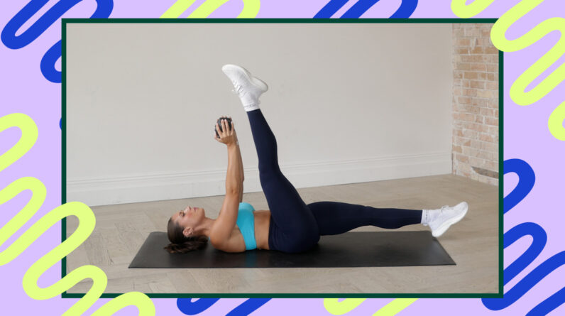 This 25-Minute Glutes and Abs Workout Proves They’re the Perfect Powerhouse Pair