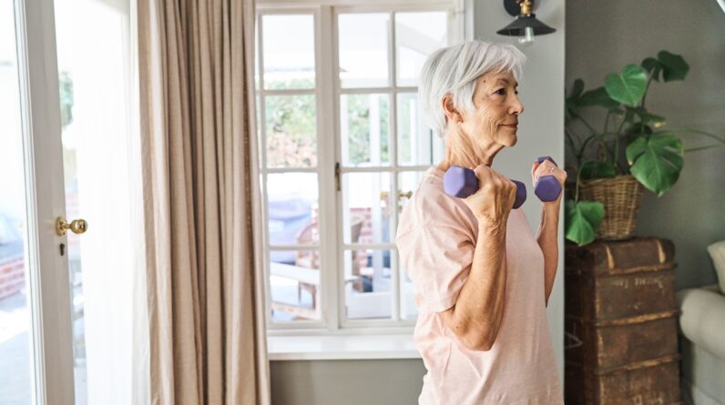 Muscle Loss May Increase Your Risk of Dementia, Research Suggests. Here’s How to Start a Strength-Training Routine