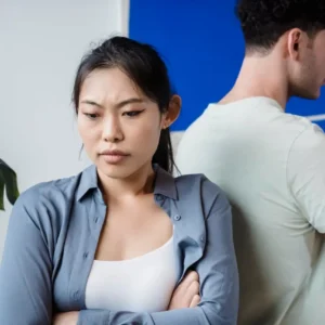 Do You Have an Avoidant Partner? 5 Revealing Signs to Watch For