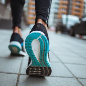 8 Unexpected Benefits of Walking Backward—aka the Latest Trend in Fitness