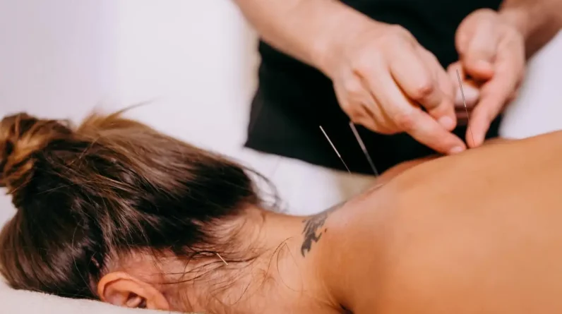 Can Acupuncture Help Your Mental Health? 6 Benefits & Helpful Research