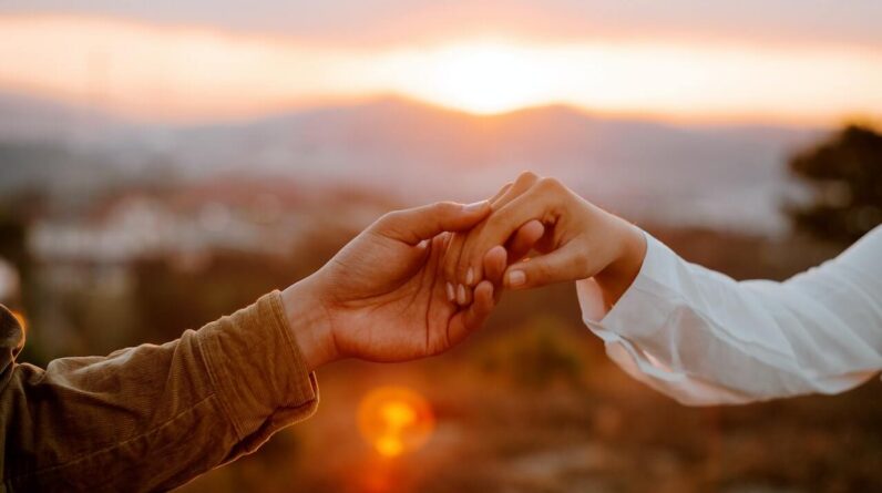 6 Ways You Can Build & Maintain Trust in a Relationship