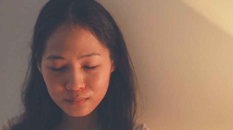 my pet died and i can't stop crying