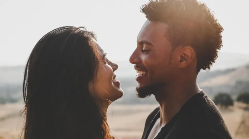 5 Sure Signs Your Relationship is Healthy & Happy