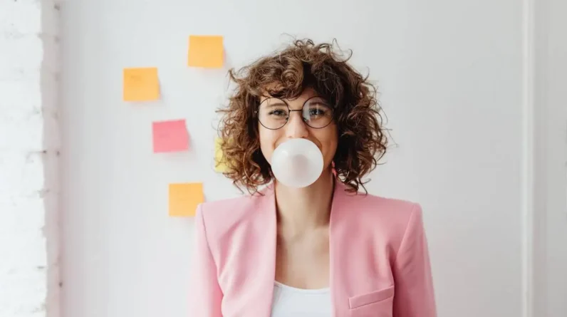 6 Calming Anxiety Techniques to Beat the Panic in 5 Minutes or Less