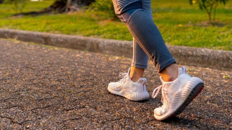 Turn your daily walks into a healthy habit with this 6-6-6 walking routine