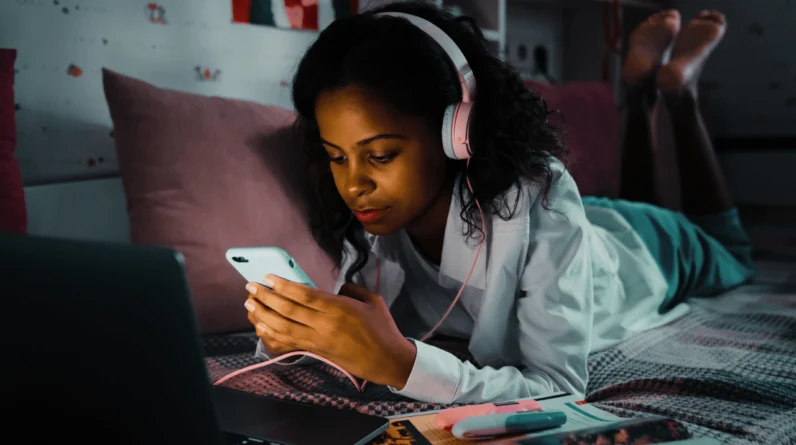 How to Stop Doomscrolling & Create Healthier Bookends for Your Day