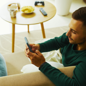 Your Brain on Instagram: Why Social Media Hijacks Your Happiness