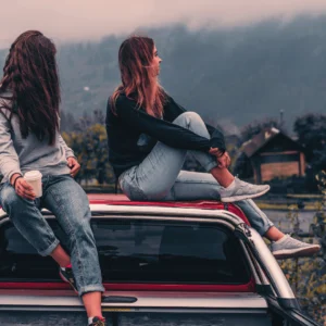 4 Signs of a Healthy Friendship & 6 Ways to Tell a Bad One