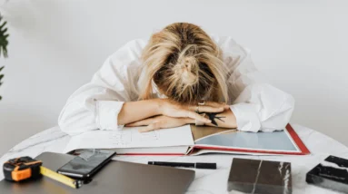 Do You Need A Brain Dump? 8 Ways To Tell & 4 Types To Try