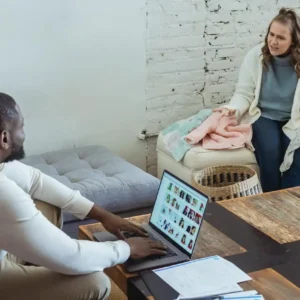 Are You Trauma Dumping? 7 Common Signs & 6 Ways You Can Avoid it