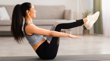 Yoga expert shares 7 poses to reduce water retention and bloating naturally