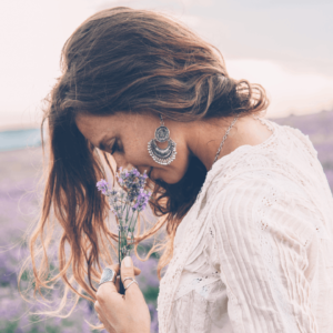 Managing Chronic Anxiety: 4 Thoughtful Tips to Take You From Overwhelm to Empowerment