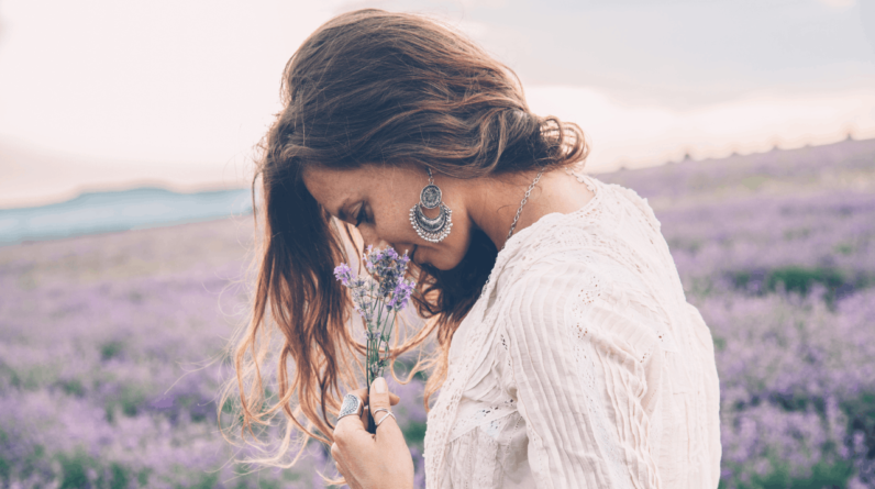 Managing Chronic Anxiety: 4 Thoughtful Tips to Take You From Overwhelm to Empowerment