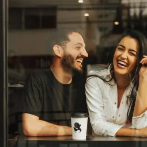 5 Healthy Green Flags to Look for When You're Dating