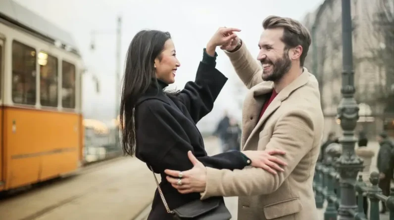 7 Wonderful Ways to Enjoy a Deeper Emotional Connection With Your Partner