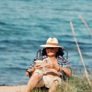 The Smallest Thank You: Why Micro-Gratitude Changes More Than Big Gestures